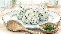 青のりおにぎりの香りが飛ぶ原因と、長持ちさせる混ぜ込みタイミング